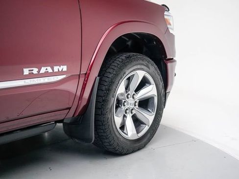 Used 2022 RAM 1500 Limited w/ Body Color Bumper Group AWD/4WD image 14