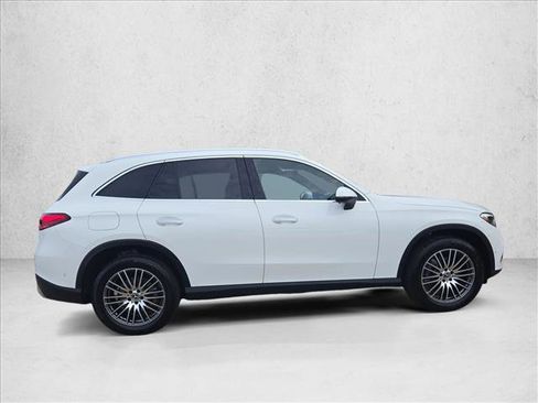 Certified 2026 Mercedes-Benz GLC 300 image 4