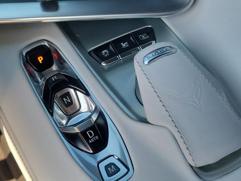 Used 2025 Chevrolet Corvette Stingray Preferred Cpe w/ 2LT image 19