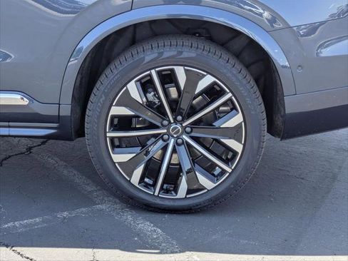 New 2026 Volvo XC90 T8 Ultra w/ Protection Package Premier AWD/4WD image 5
