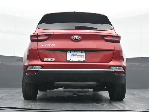 Used 2022 Kia Sportage LX image 20