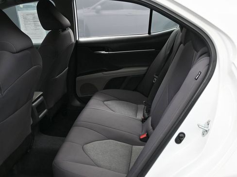 Used 2023 Toyota Camry LE image 30