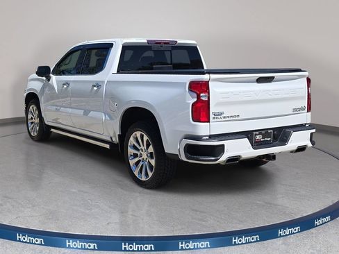Used 2019 Chevrolet Silverado 1500 High Country w/ Technology Package AWD/4WD image 8