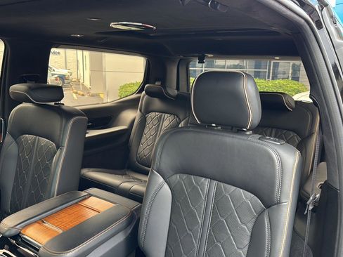 Used 2022 Jeep Grand Wagoneer Series III w/ Rear Seat Video Group 1 image 29