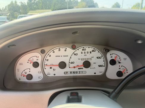 Used 2003 Ford Explorer Sport Trac XLT RWD image 16