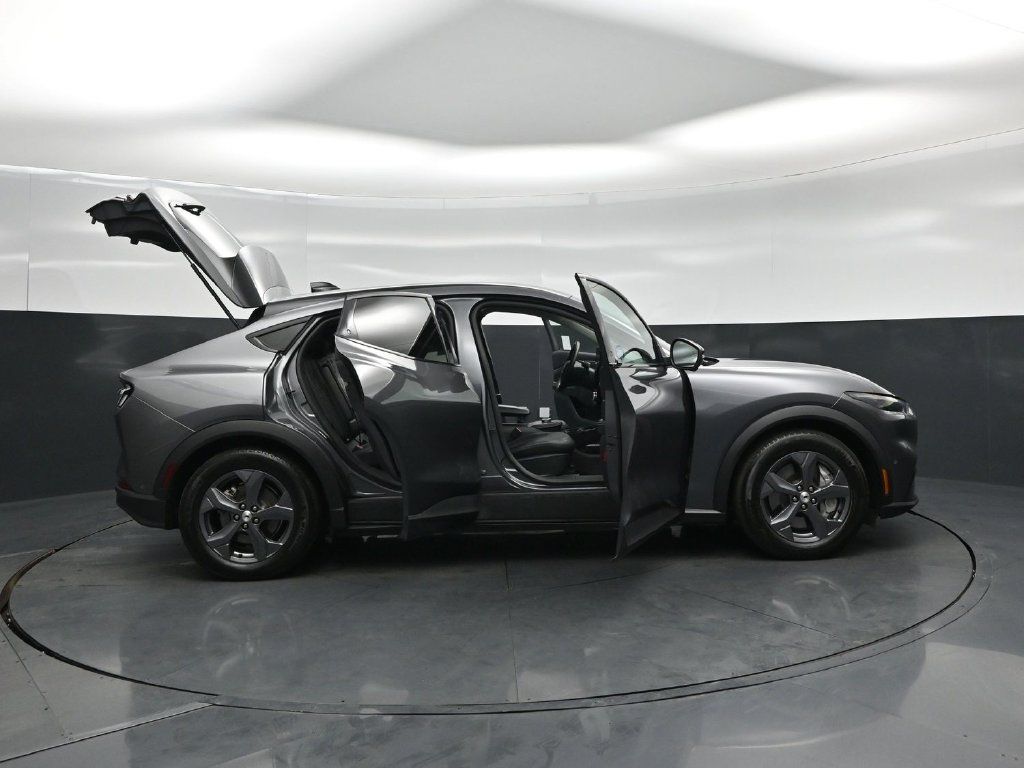 Used 2023 Ford Mustang Mach-E Select RWD image 4