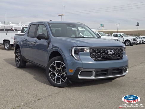 New 2025 Ford Maverick Lariat image 1