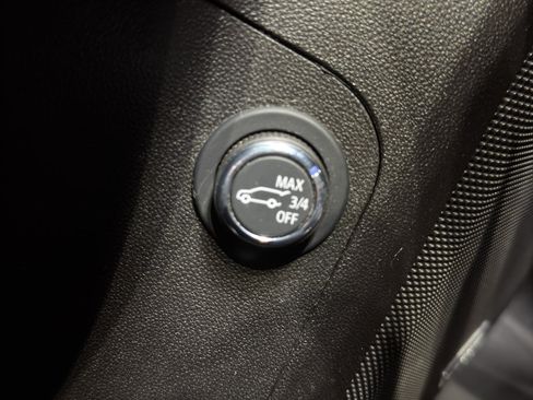 Used 2022 GMC Acadia Denali w/ GMC Pro Grade Package image 35