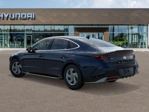 Used 2026 Hyundai Sonata SE FWD image 5