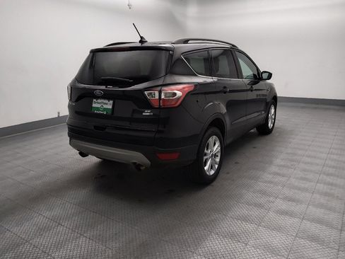 Used 2018 Ford Escape SE w/ Ford Safe & Smart Package AWD/4WD image 9