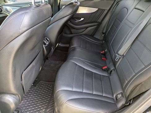 Used 2021 Mercedes-Benz GLC 300 4MATIC Coupe image 17