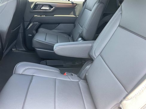 New 2026 GMC Yukon Denali AWD/4WD image 24