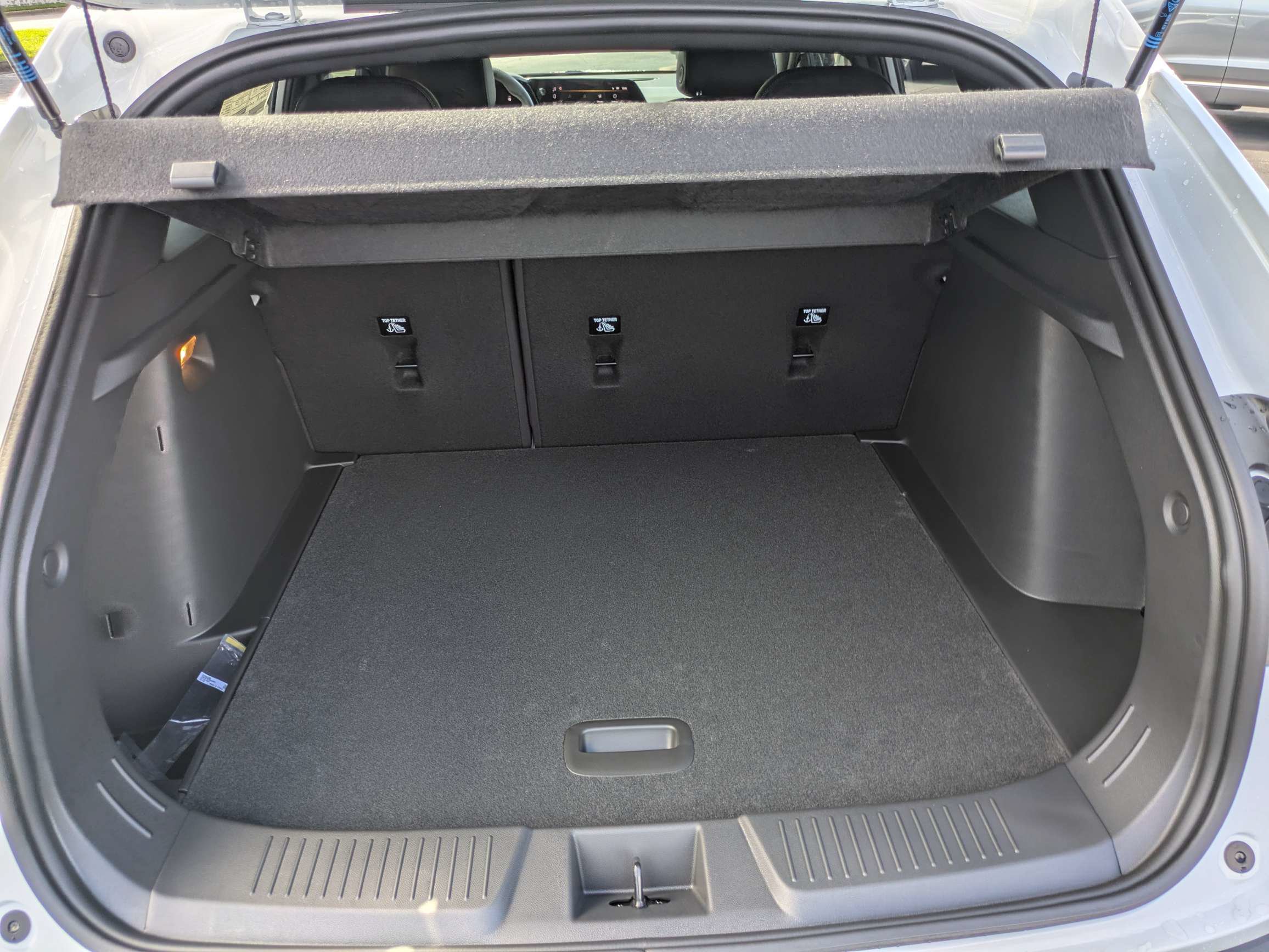 New 2026 Chevrolet Trax RS w/ Sunroof Package FWD image 6