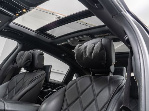 Used 2022 Mercedes-Benz Maybach S 680 S 680 -Executive Rear Seat Pac image 18