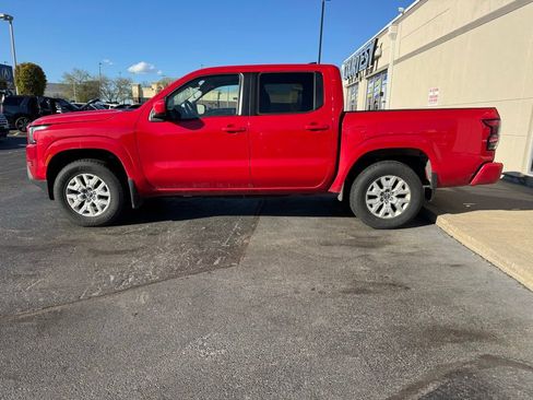 Used 2022 Nissan Frontier SV image 3