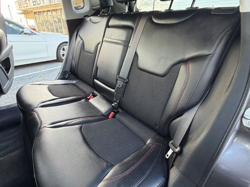 Used 2018 Jeep Compass Trailhawk w/ Navigation Group image 22