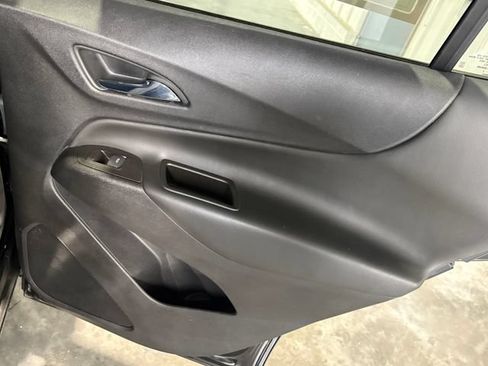 Used 2022 Chevrolet Equinox LT FWD image 19