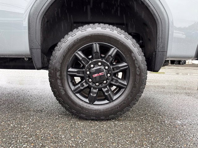 Used 2025 GMC Sierra 3500 AT4 w/ AT4 Premium Plus Package AWD/4WD image 16