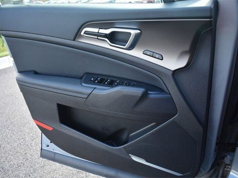 New 2026 Kia Sportage SX image 35