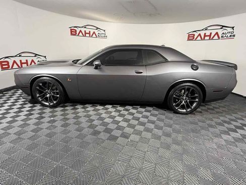 Used 2020 Dodge Challenger R/T Scat Pack w/ Driver Convenience Group RWD image 7