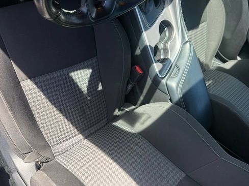 Used 2022 Dodge Challenger R/T RWD image 26