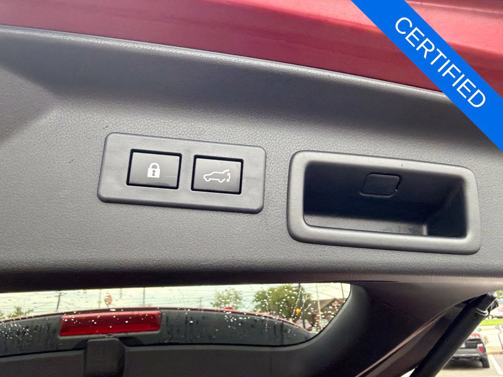 Certified 2025 Subaru Forester Touring AWD/4WD image 31