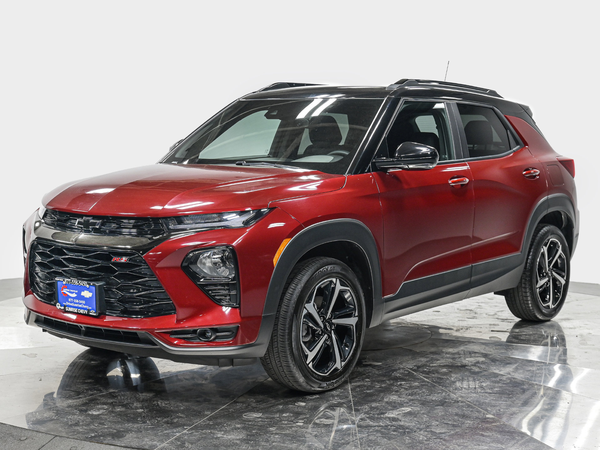 Used 2023 Chevrolet TrailBlazer RS AWD/4WD image 1