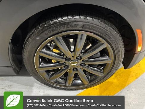 Used 2019 MINI Cooper S w/ Signature Upholstery Package FWD image 35
