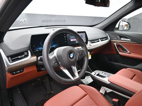 New 2026 BMW X1 xDrive28i w/ Convenience Package AWD/4WD image 11