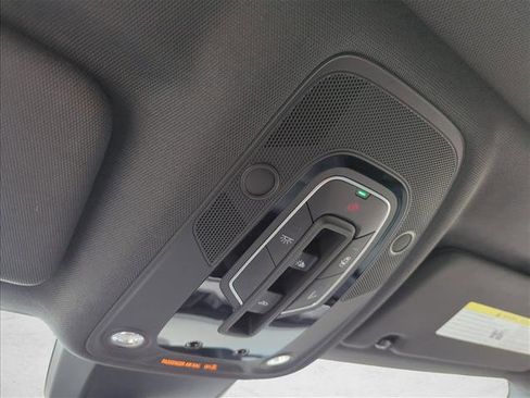 Used 2020 Audi e-tron Prestige image 15