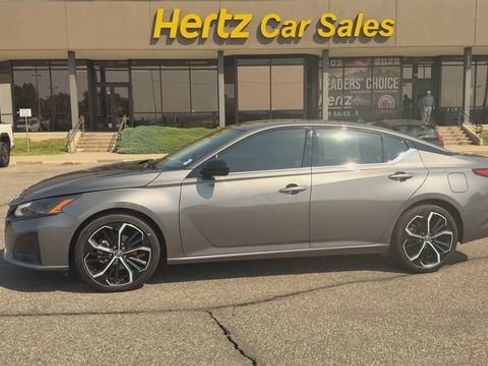 Used 2026 Nissan Altima 2.5 SR FWD image 5