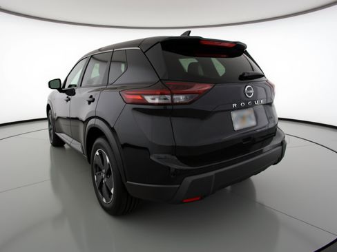 Used 2025 Nissan Rogue SV FWD image 6