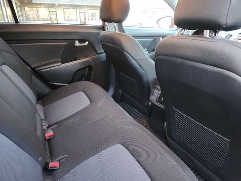 Used 2014 Kia Sportage LX image 27
