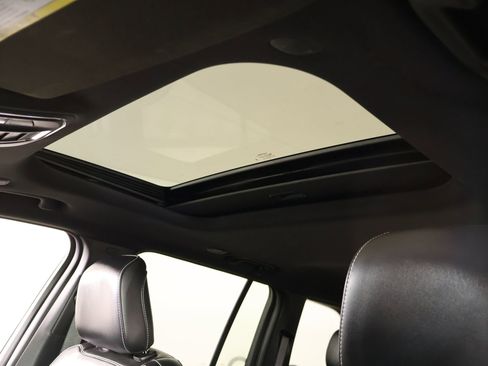 Used 2024 Jeep Grand Cherokee Altitude AWD/4WD image 15