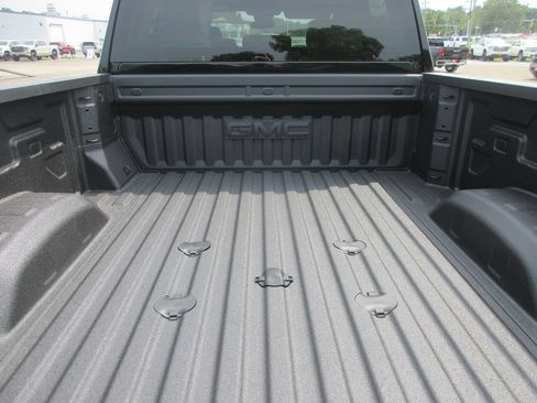 New 2026 GMC Sierra 3500 SLE w/ SLE Value Package AWD/4WD image 6