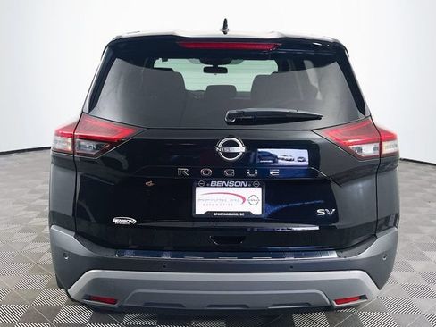 Used 2023 Nissan Rogue SV FWD image 7