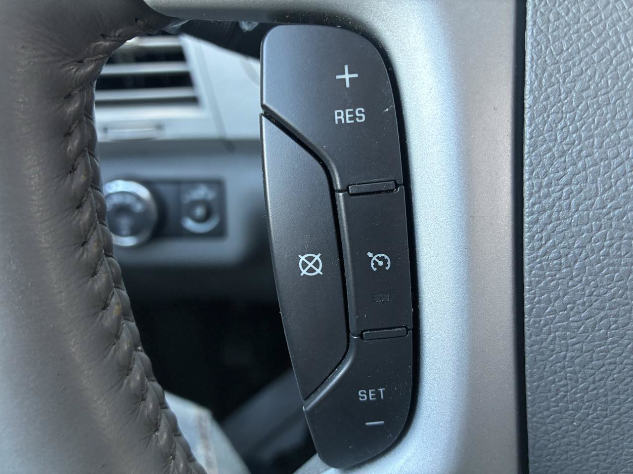 Used 2012 Chevrolet Traverse LS FWD image 19