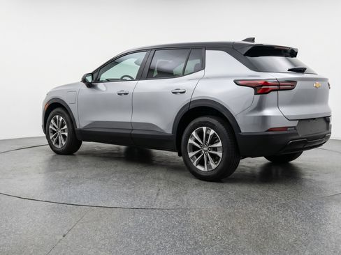 Used 2025 Chevrolet Equinox LT FWD image 6