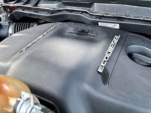 Used 2018 RAM 1500 Sport image 30