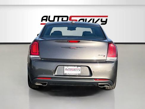 Used 2021 Chrysler 300 S image 6
