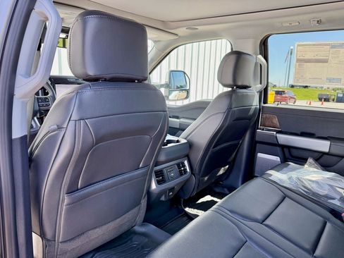 New 2026 Ford F250 4x4 Crew Cab Super Duty image 13