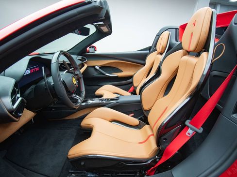 Used 2025 Ferrari 296 GTS RWD image 19