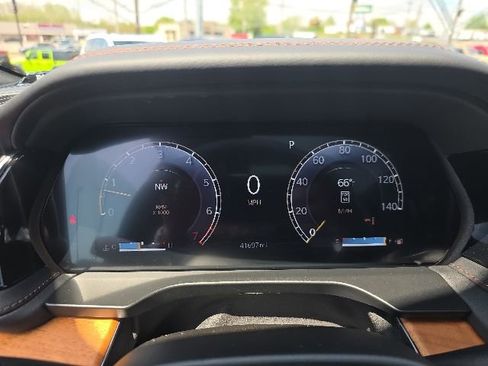 Used 2023 Jeep Grand Cherokee Summit AWD/4WD image 39