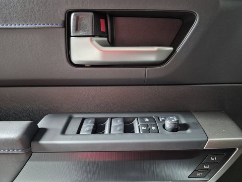 New 2026 Toyota Tundra Platinum AWD/4WD image 16