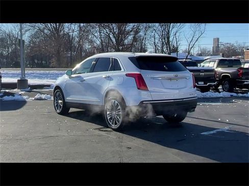 Used 2018 Cadillac XT5 Premium Luxury image 6