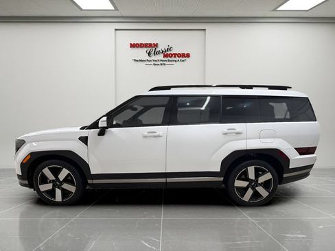 Used 2025 Hyundai Santa Fe Limited AWD/4WD image 2