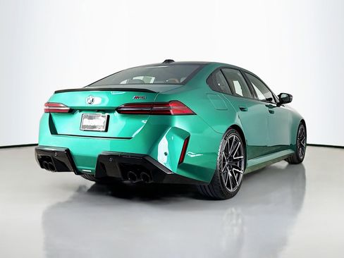 Used 2025 BMW M5 w/ Carbon Package image 7