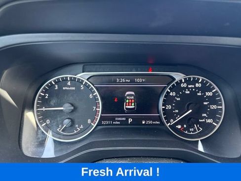 Used 2025 Nissan Pathfinder S FWD image 6