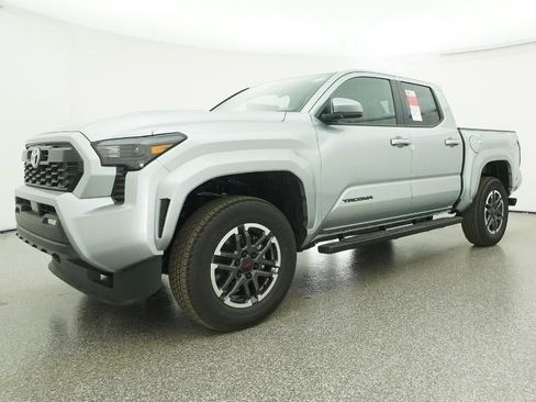 New 2025 Toyota Tacoma TRD Sport image 17