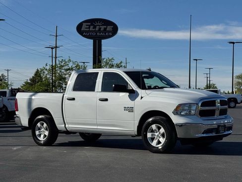 Used 2023 RAM 1500 Classic SLT w/ Electronics Group AWD/4WD image 1
